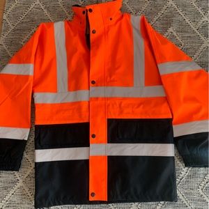 Heavy duty reflective Mens jacket size M construction all weather